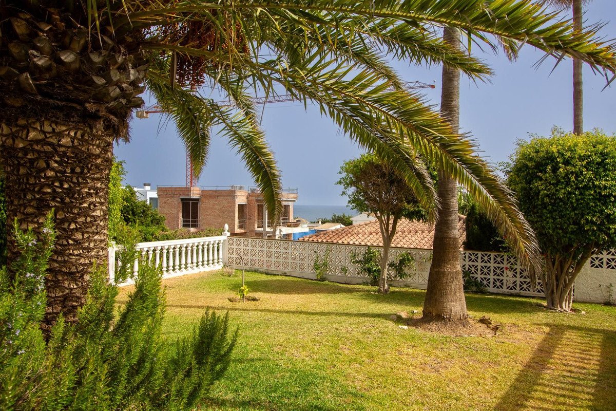 5 Bed Bungalow in Mijas Costa