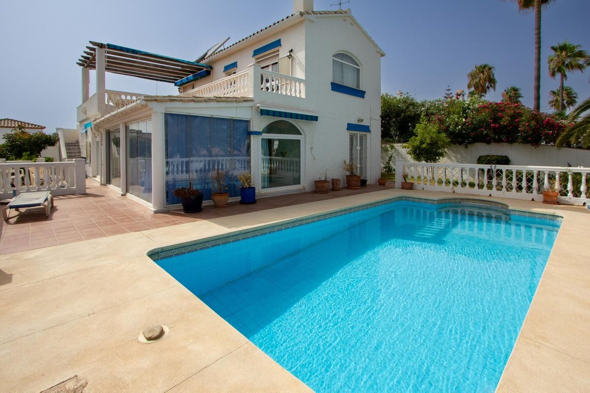 5 Bed Bungalow in Mijas Costa