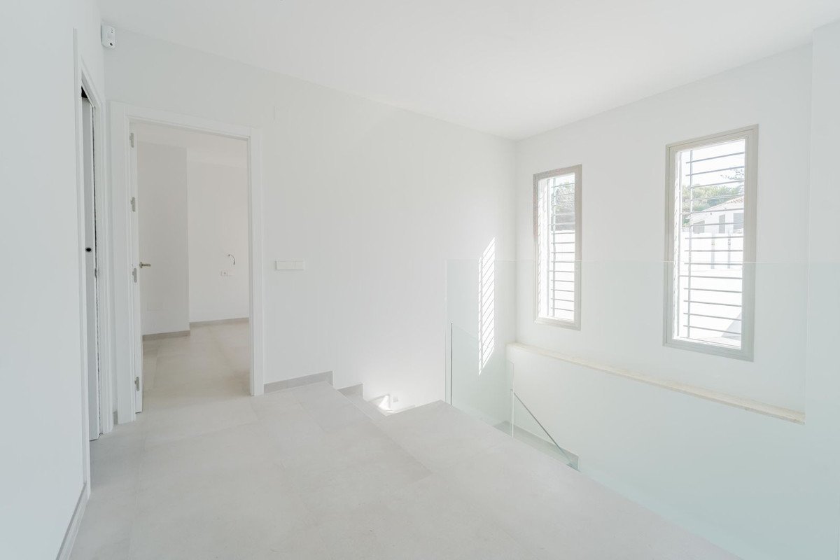 3 Bed Detached Villa in La Cala
