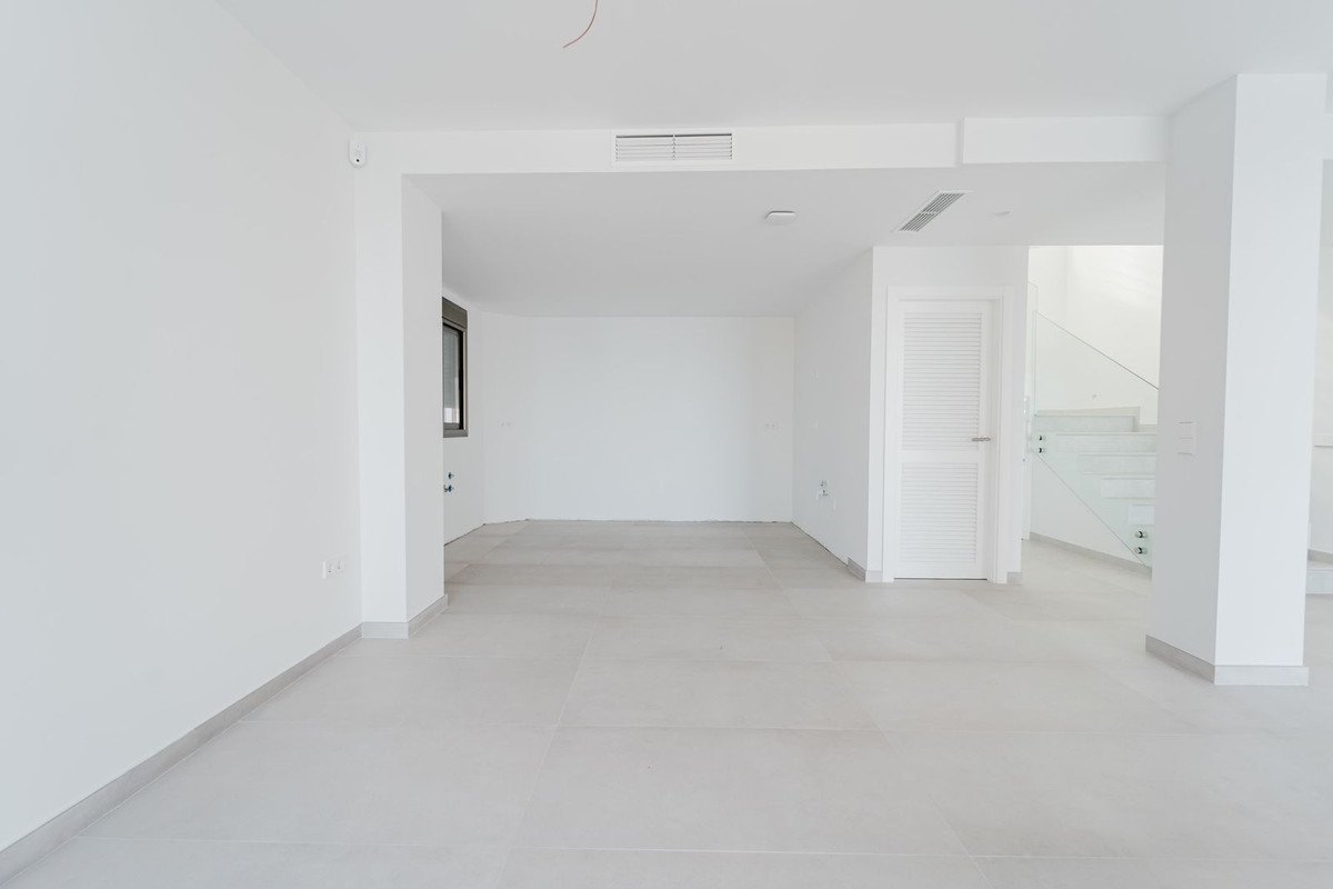 3 Bed Detached Villa in La Cala
