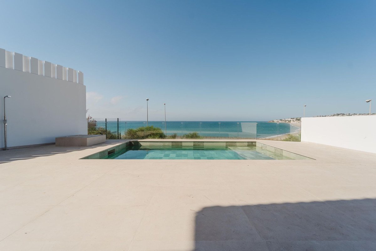 4 Bed Detached Villa in La Cala
