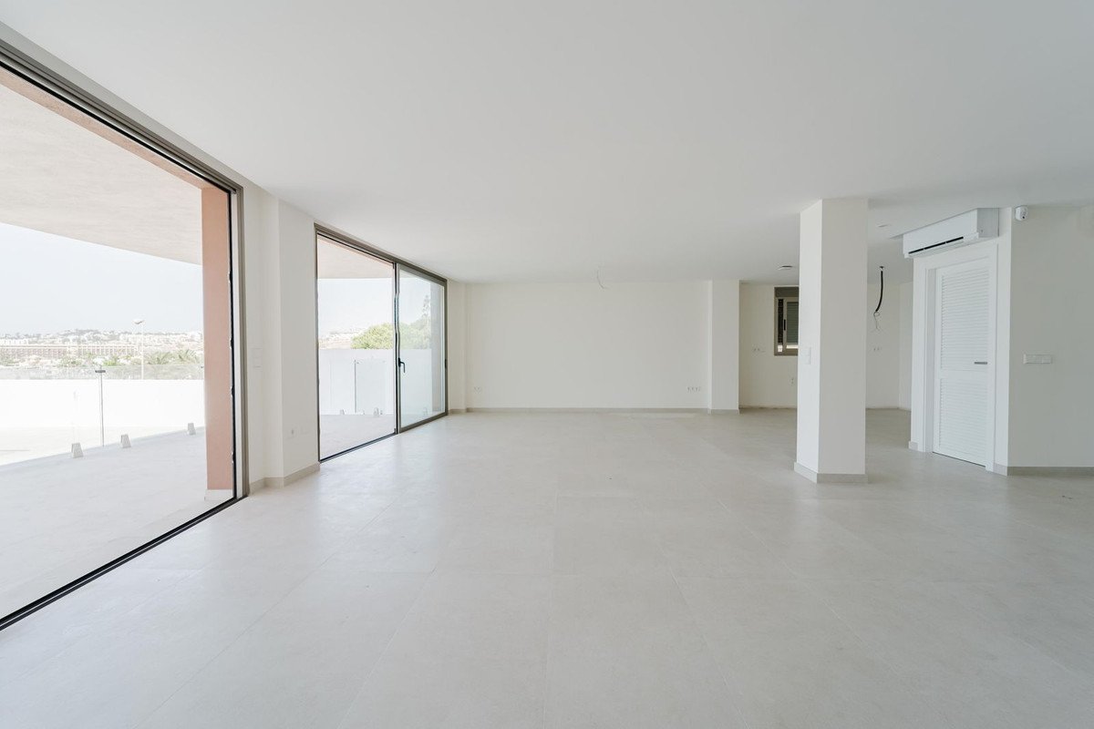 4 Bed Detached Villa in La Cala