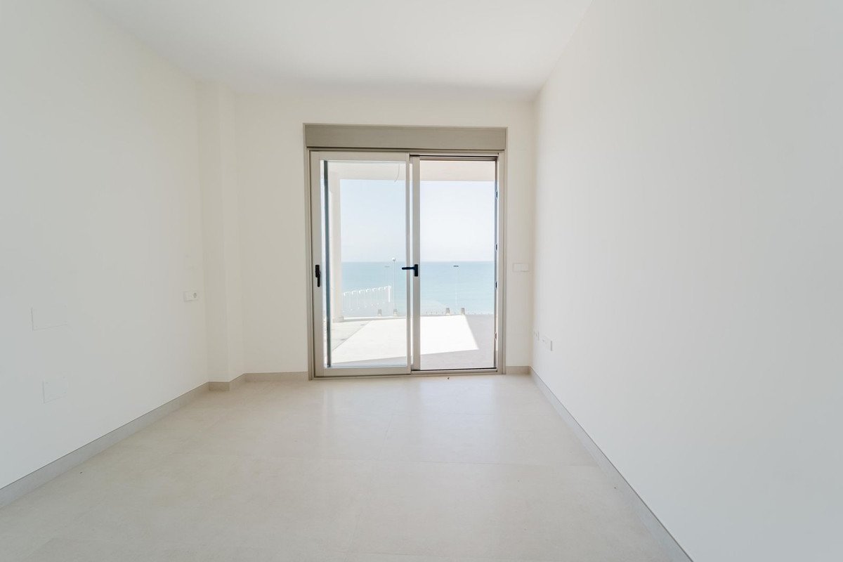 4 Bed Detached Villa in La Cala
