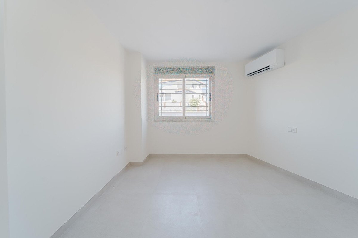 4 Bed Detached Villa in La Cala