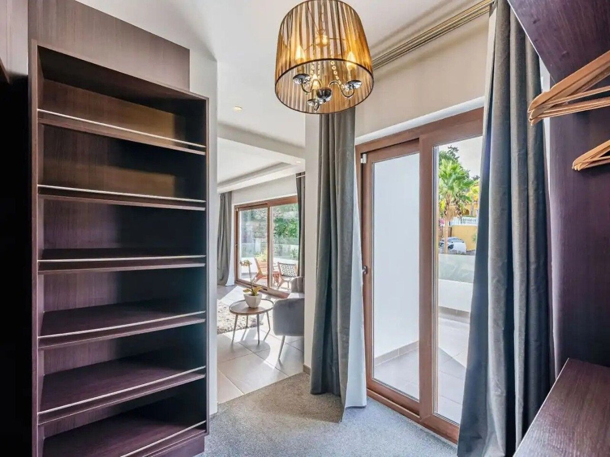 5 Bed Detached Villa in El Rosario