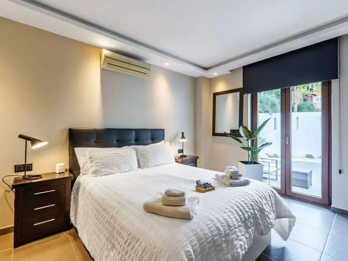 5 Bed Detached Villa in El Rosario