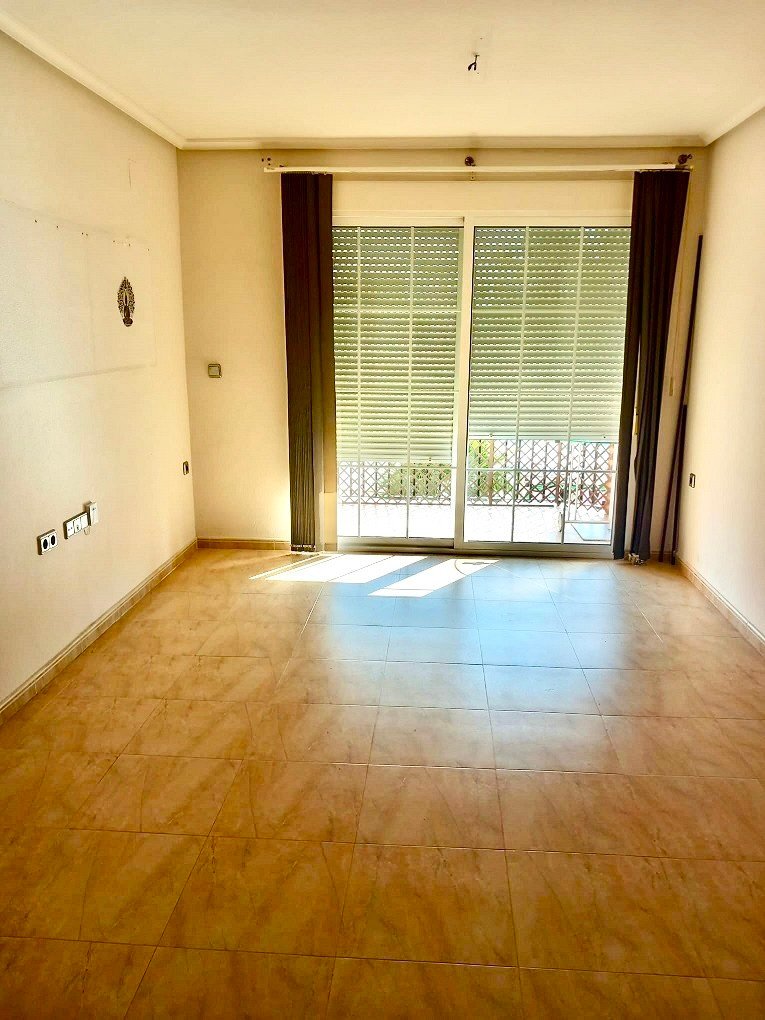 3 Bed Middle Floor Apartment in Almoradi