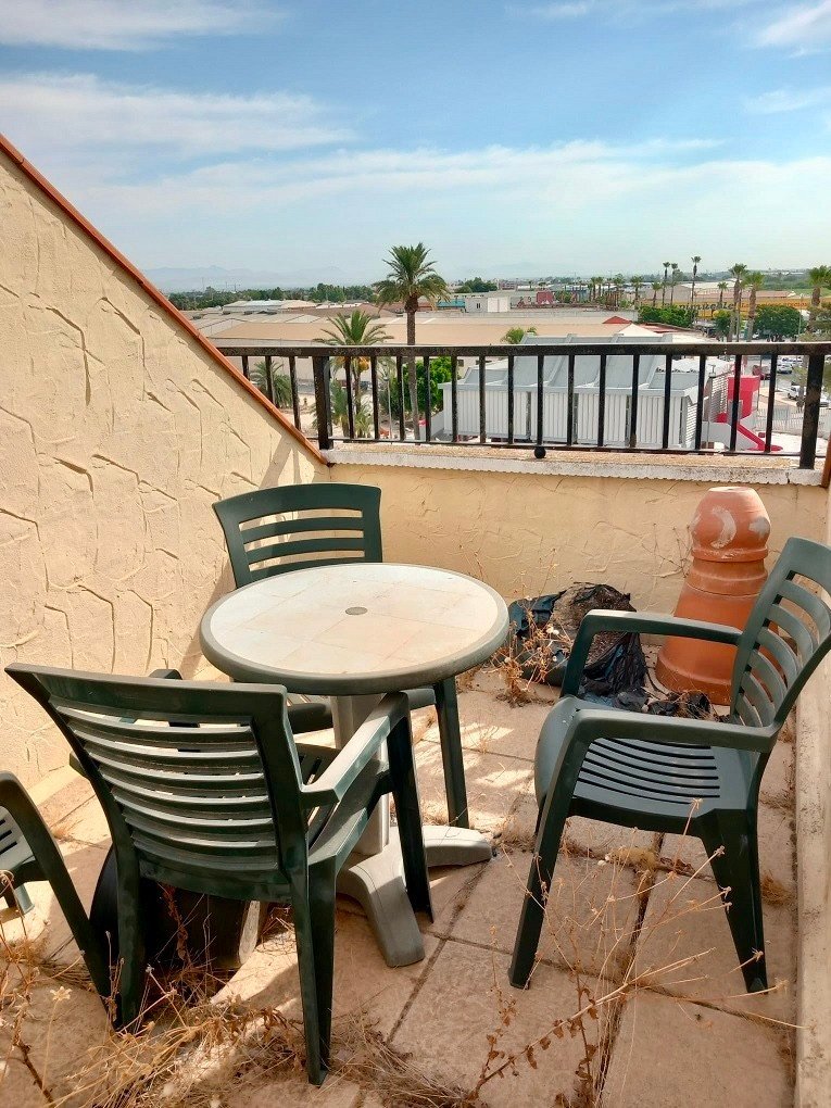 3 Bed Middle Floor Apartment in Almoradi