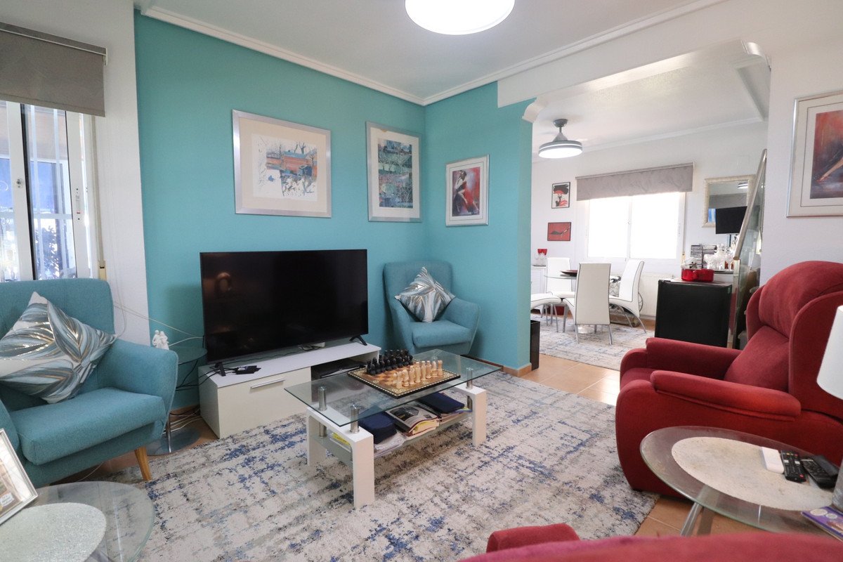 4 Bed Detached Villa in Algorfa