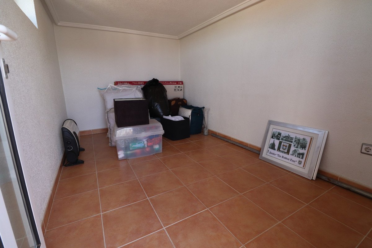 4 Bed Detached Villa in Algorfa