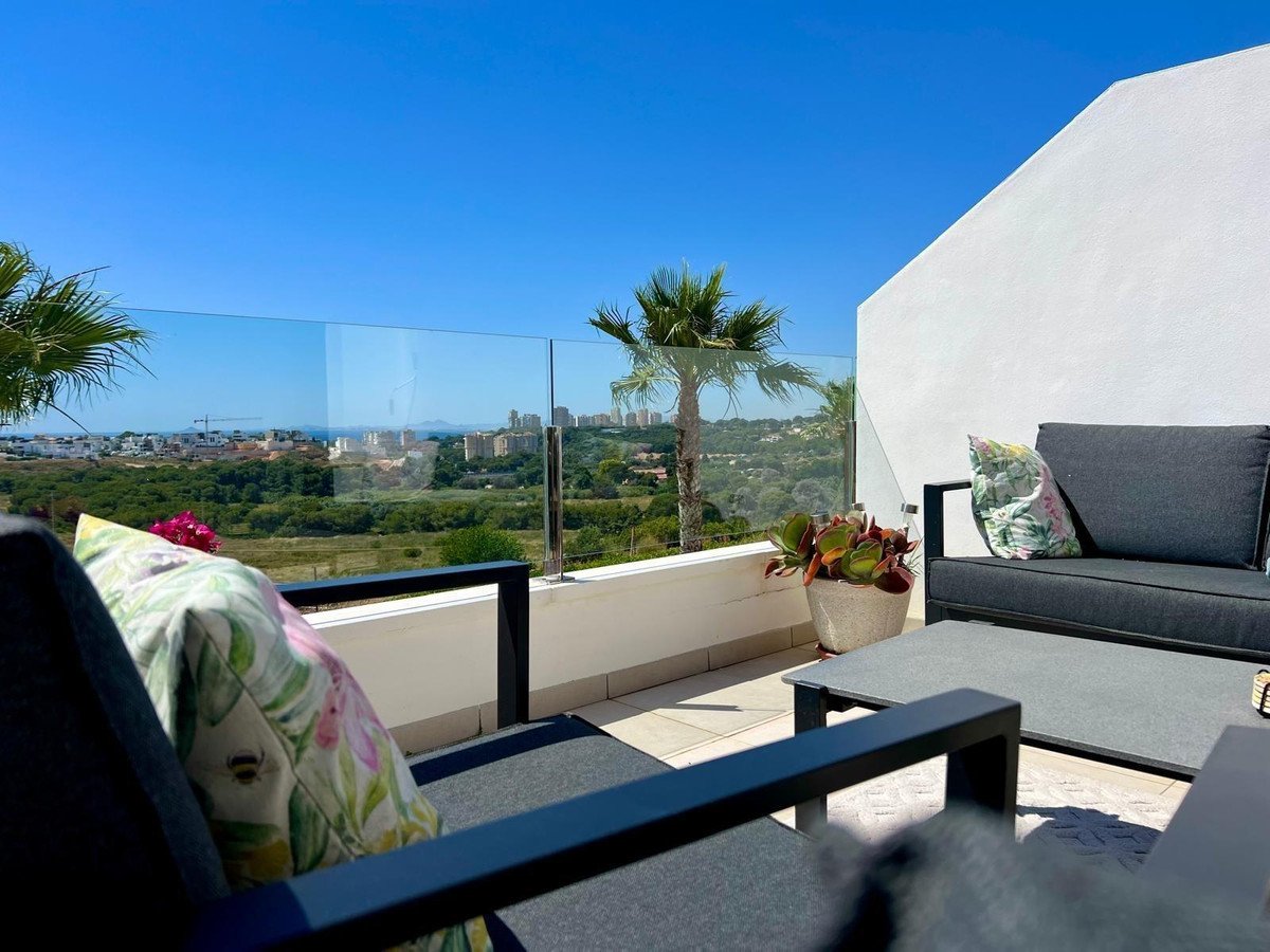 3 Bed Duplex in Lomas de Cabo Roig