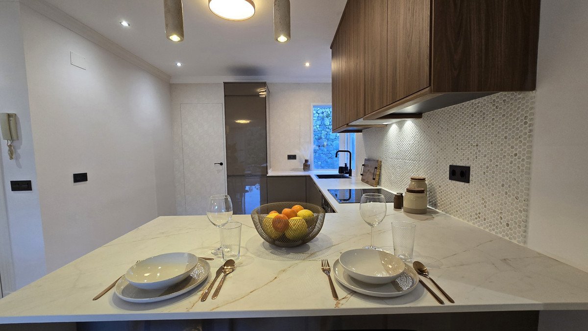 3 Bed Middle Floor Apartment in La Quinta