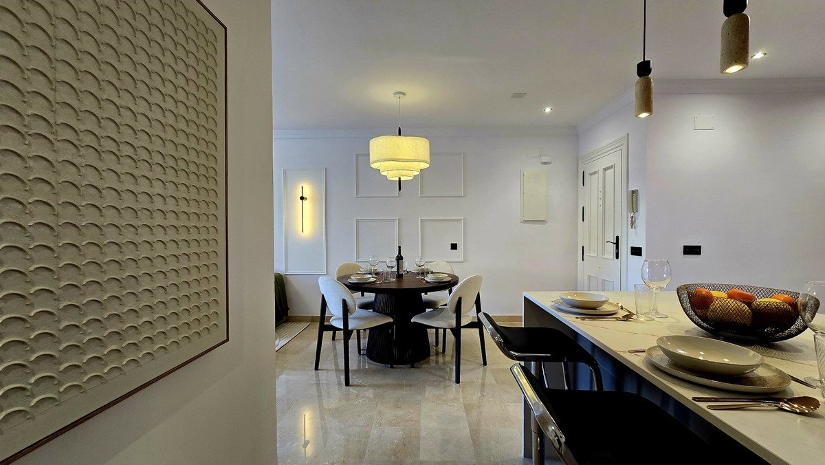 3 Bed Middle Floor Apartment in La Quinta