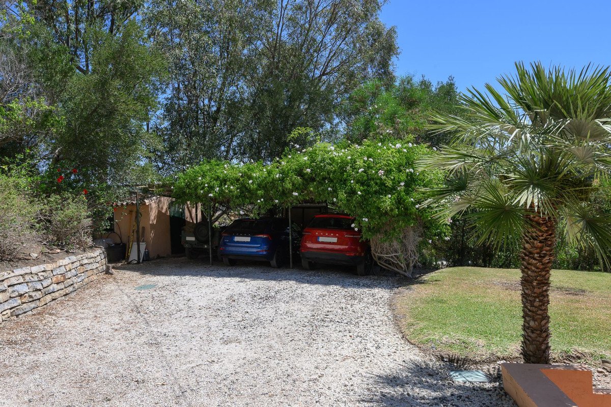 3 Bed Detached Villa in Estepona