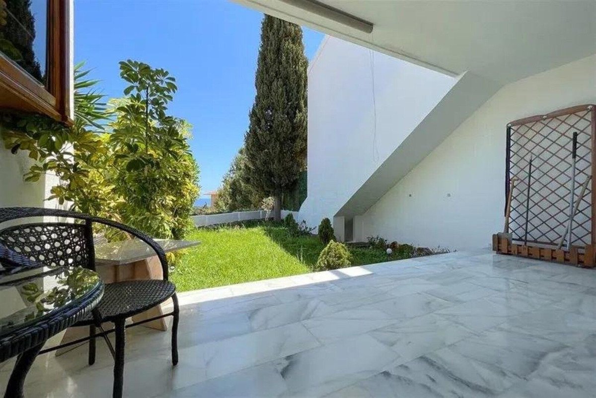 4 Bed Townhouse in Calahonda