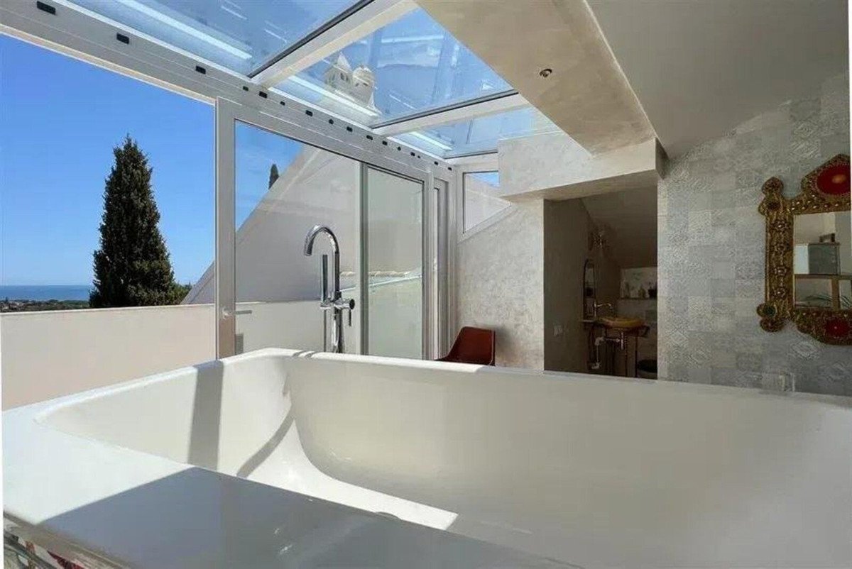 4 Bed Townhouse in Calahonda