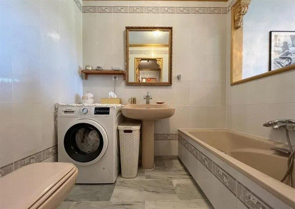 4 Bed Townhouse in Calahonda