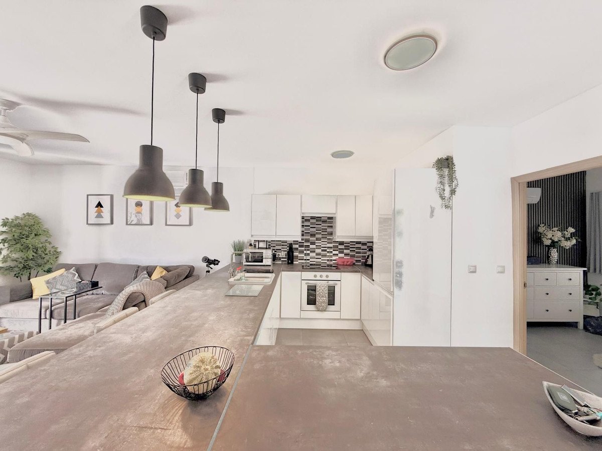 3 Bed Semi-Detached House in Benalmadena
