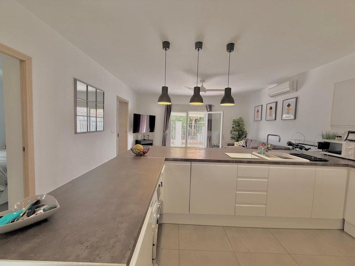 3 Bed Semi-Detached House in Benalmadena