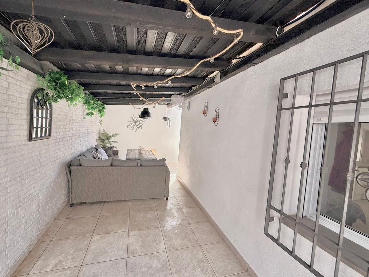 3 Bed Semi-Detached House in Benalmadena