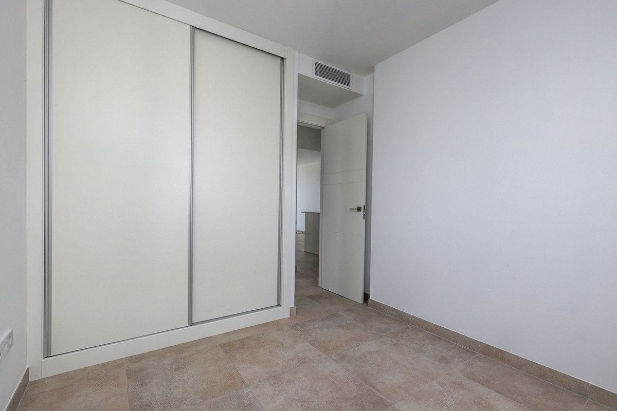 2 Bed Top Floor Apartment in Higueron