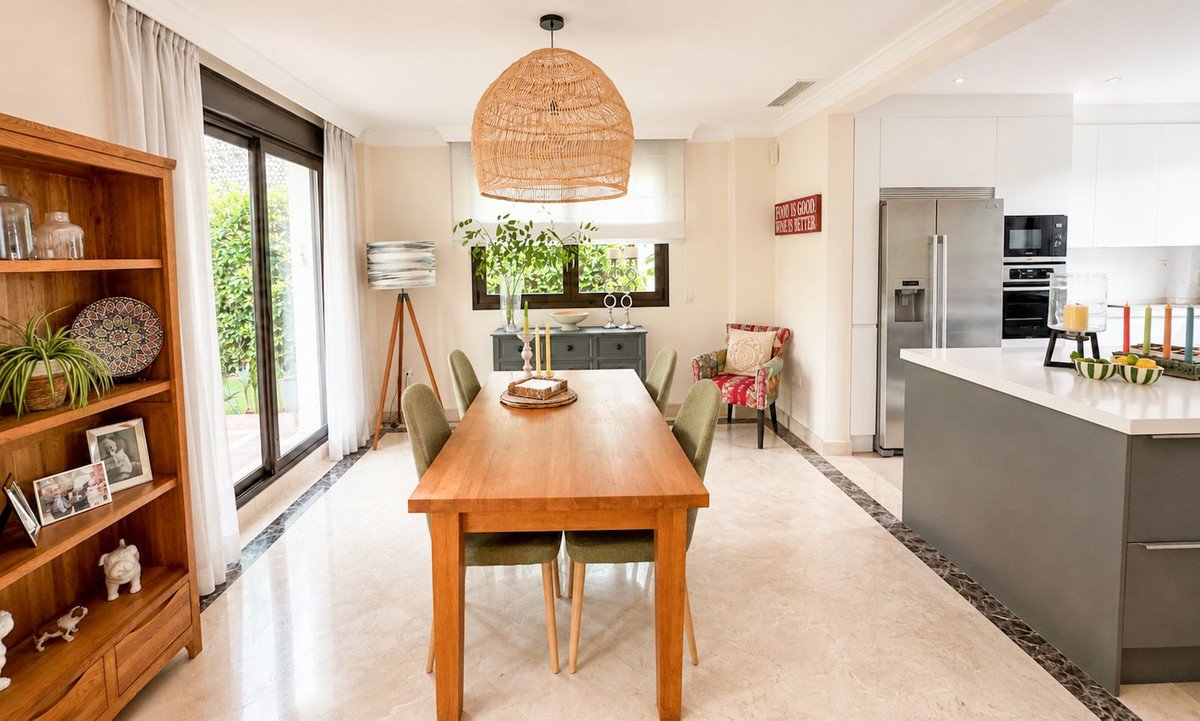 3 Bed Detached Villa in Estepona