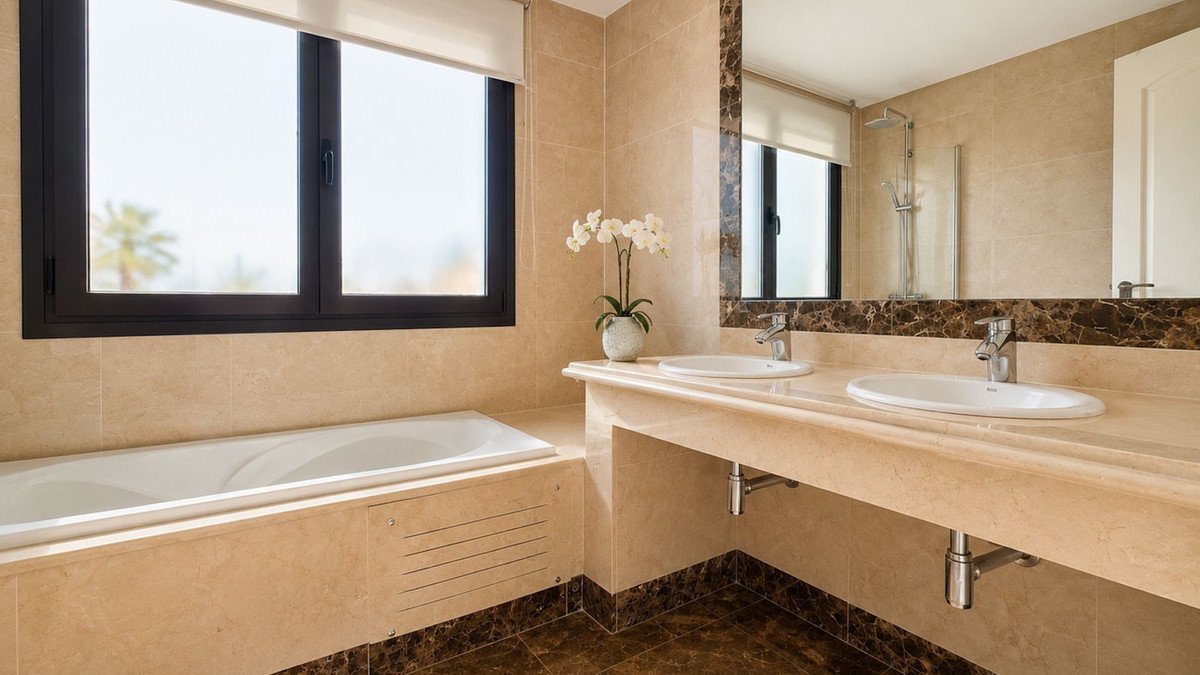 3 Bed Detached Villa in Estepona