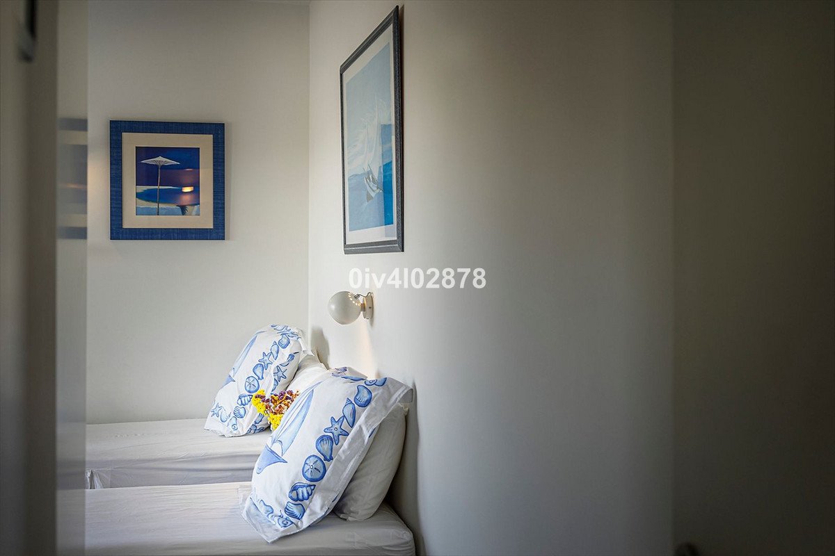 2 Bed Penthouse in Higueron