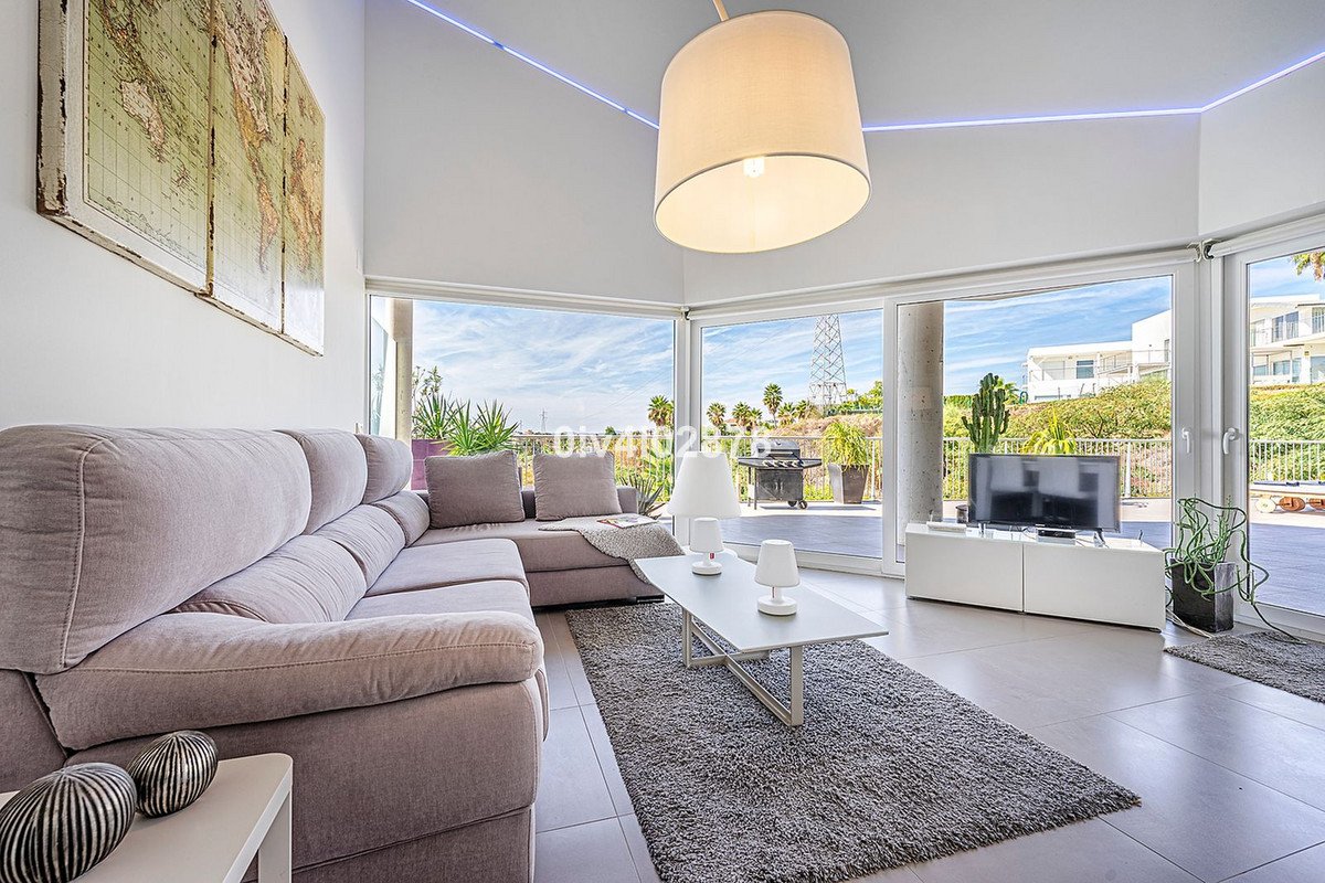 2 Bed Penthouse in Higueron