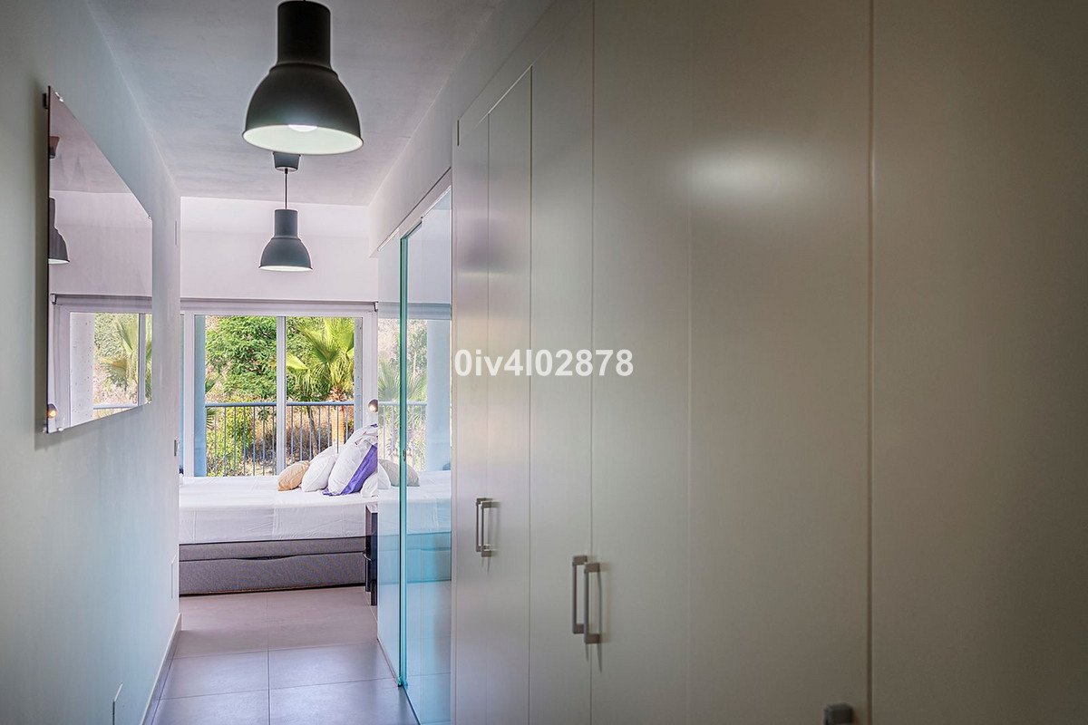 2 Bed Penthouse in Higueron