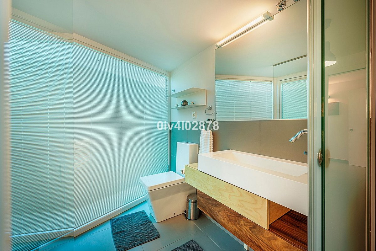2 Bed Penthouse in Higueron