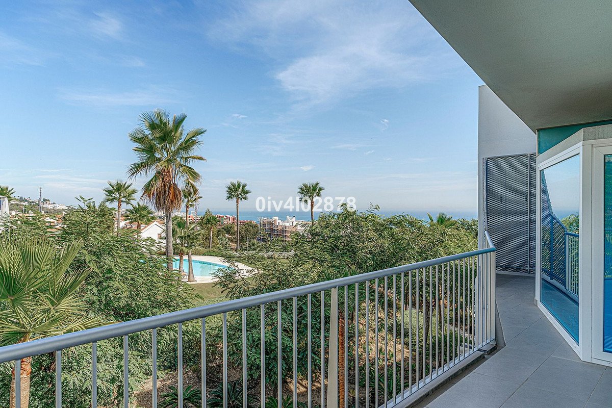 2 Bed Penthouse in Higueron