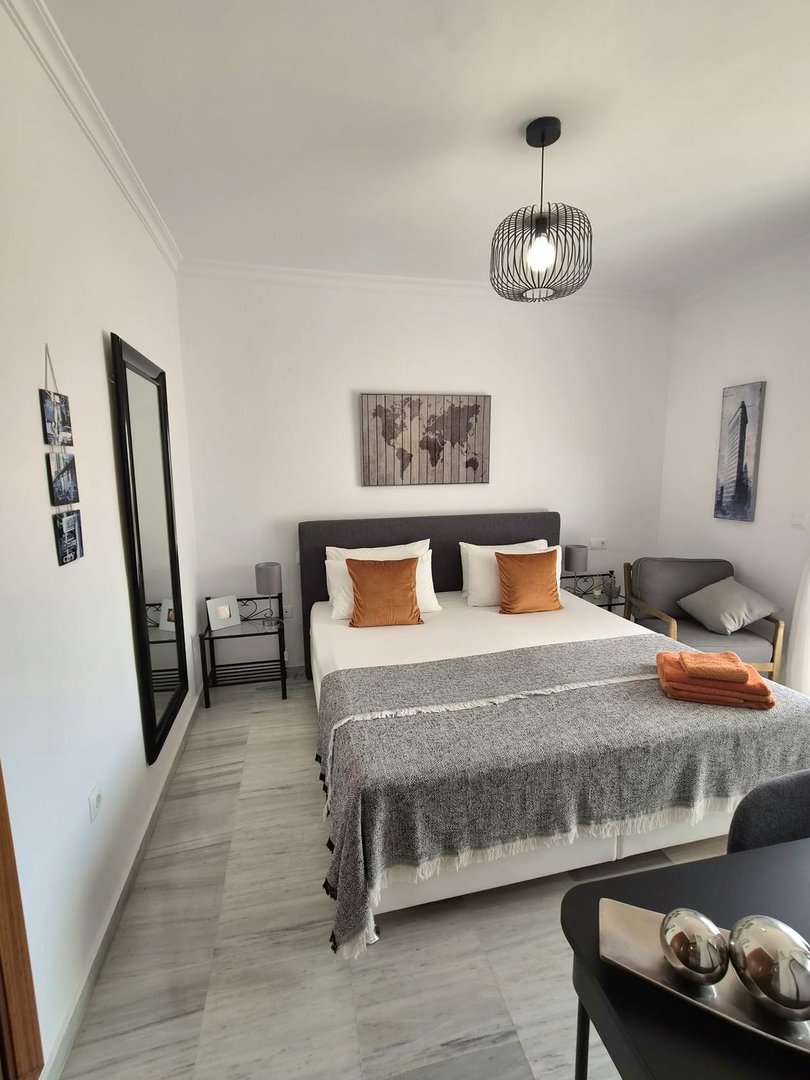3 Bed Middle Floor Apartment in Alhaurin Golf