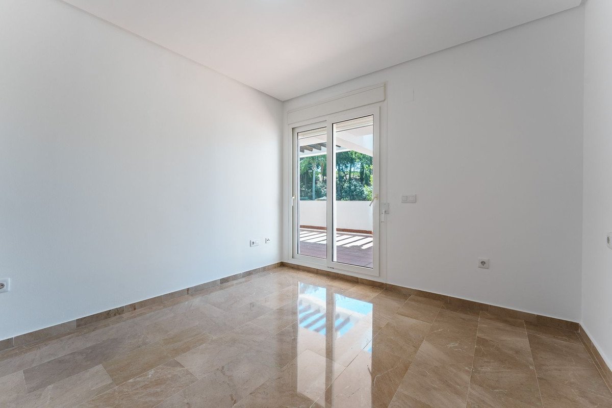 2 Bed Ground Floor Apartment in Torrequebrada