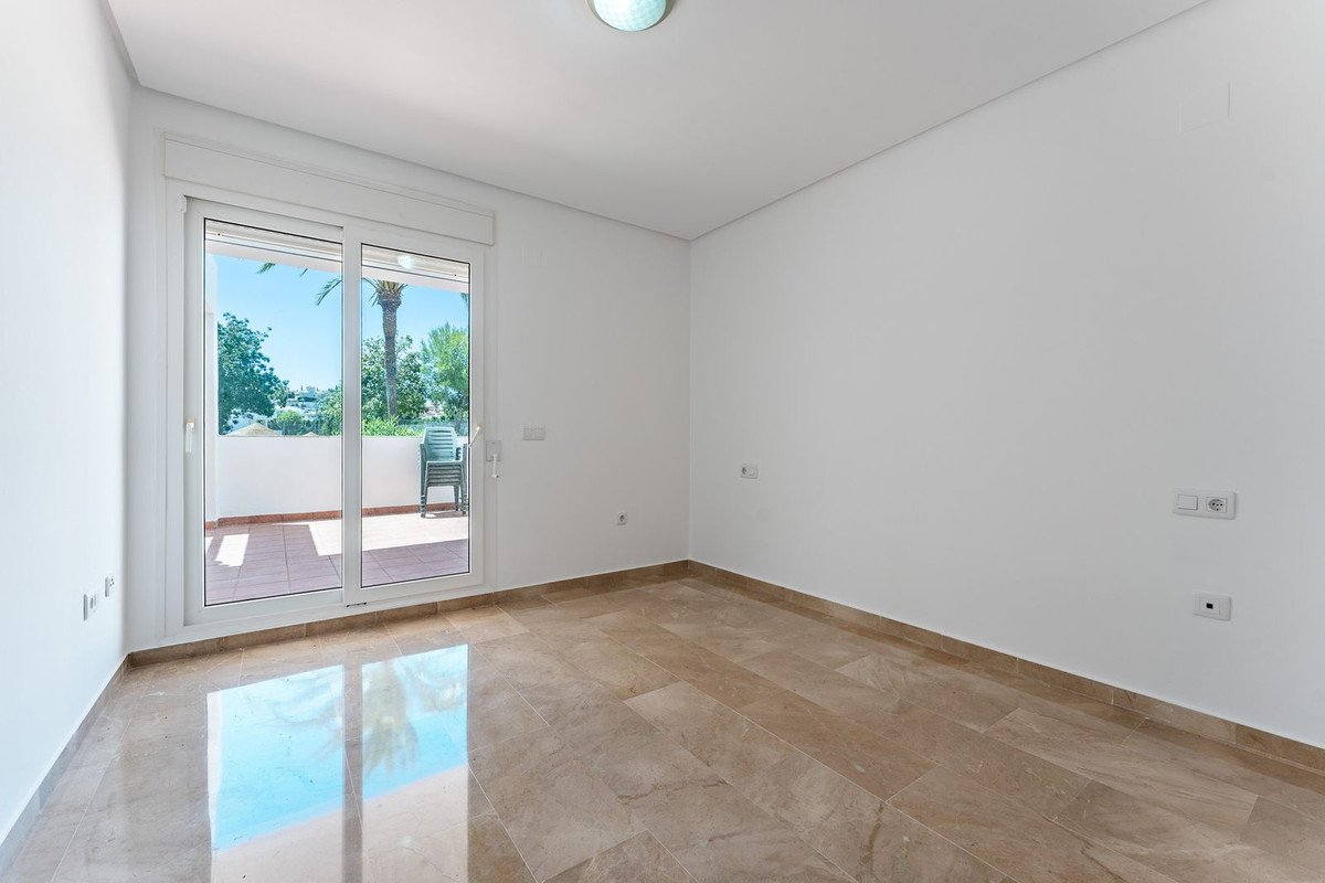 2 Bed Ground Floor Apartment in Torrequebrada