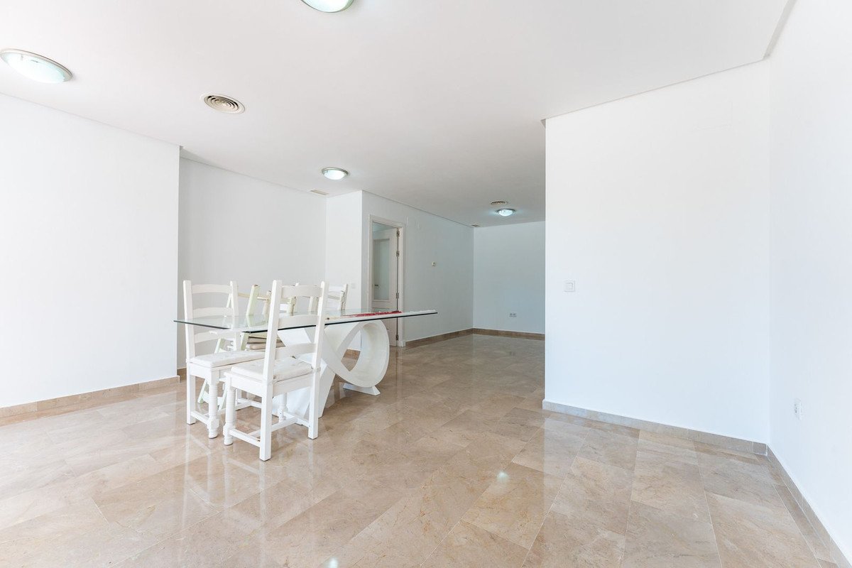 2 Bed Ground Floor Apartment in Torrequebrada
