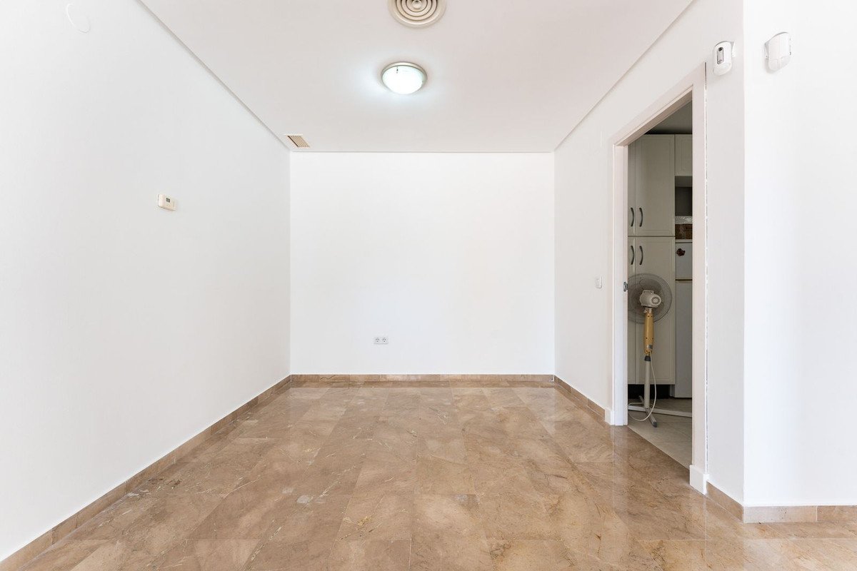 2 Bed Ground Floor Apartment in Torrequebrada