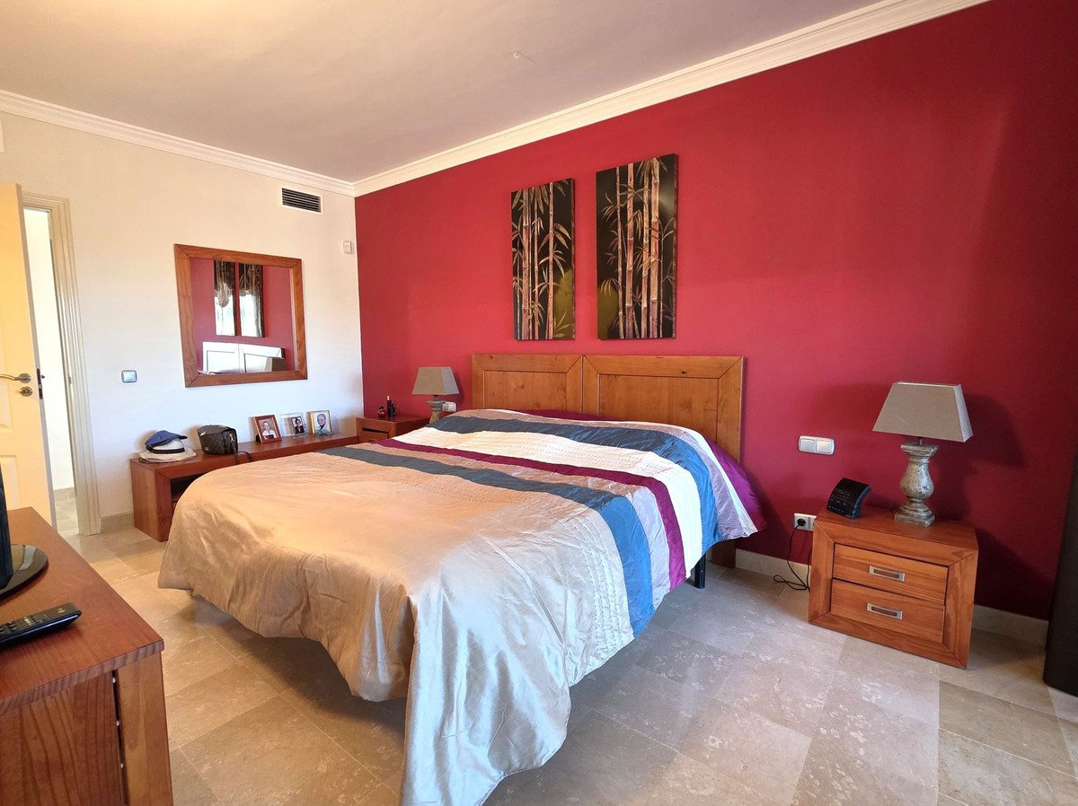 2 Bed Middle Floor Apartment in Atalaya