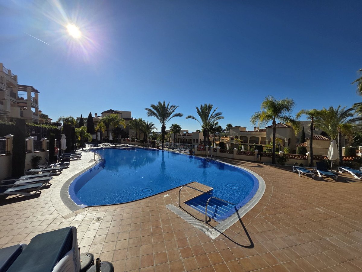 2 Bed Middle Floor Apartment in Atalaya