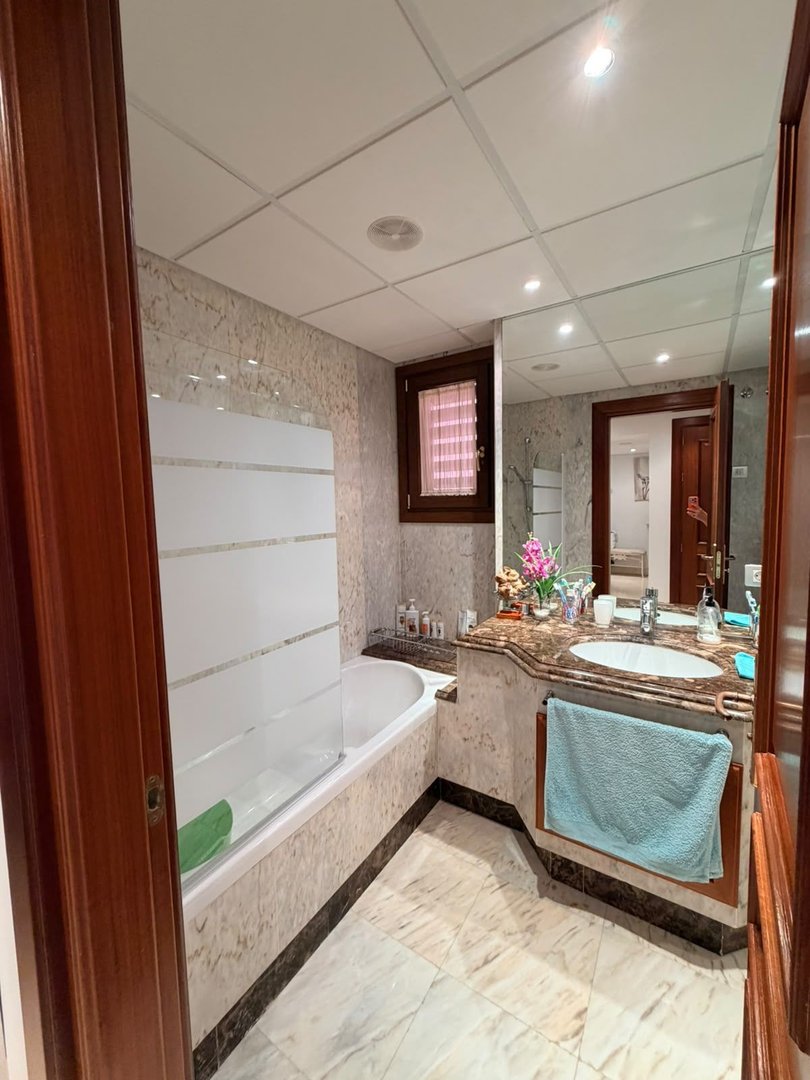 2 Bed Ground Floor Apartment in New Golden Mile