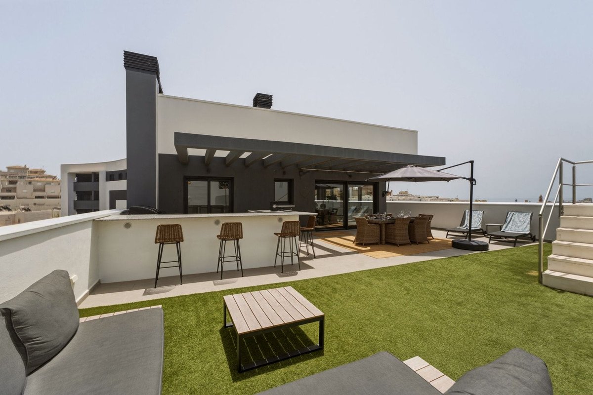 4 Bed Penthouse in Estepona