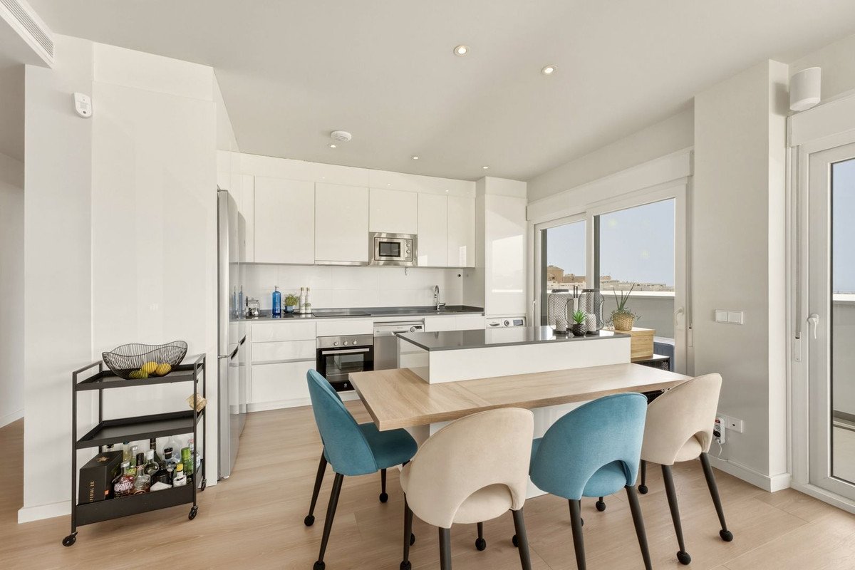 4 Bed Penthouse in Estepona