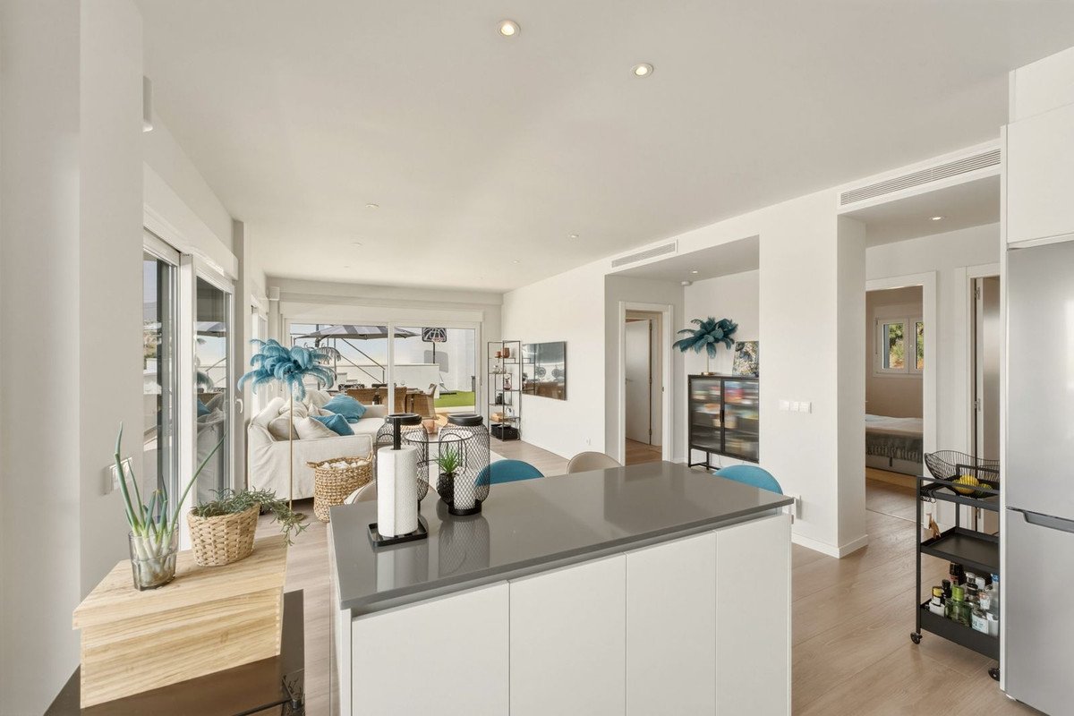4 Bed Penthouse in Estepona