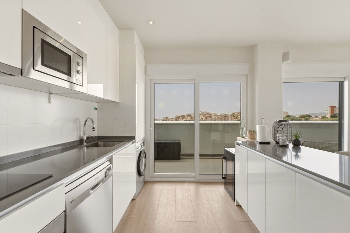 4 Bed Penthouse in Estepona