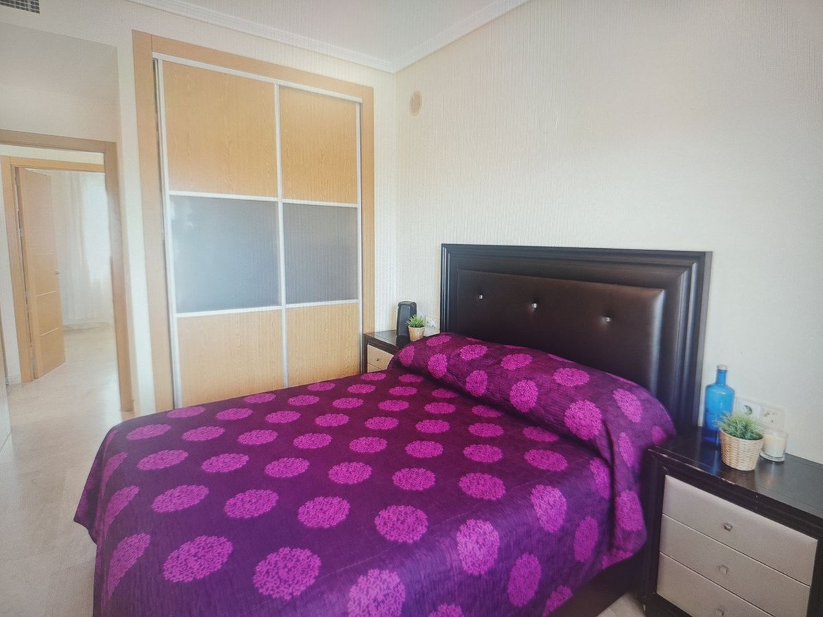 2 Bed Middle Floor Apartment in Arroyo de la Miel