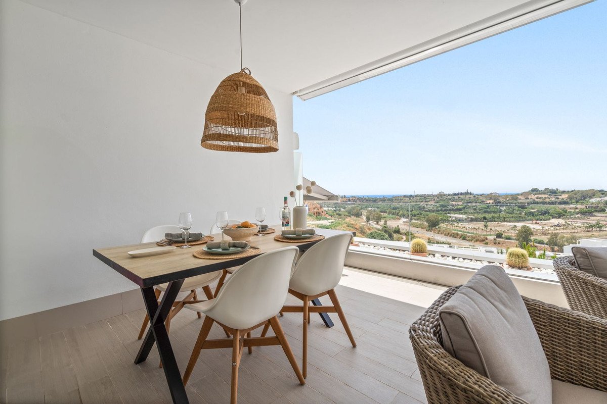 2 Bed Ground Floor Apartment in Cancelada