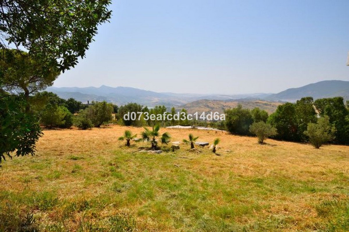 4 Bed Finca - Cortijo in El Gastor