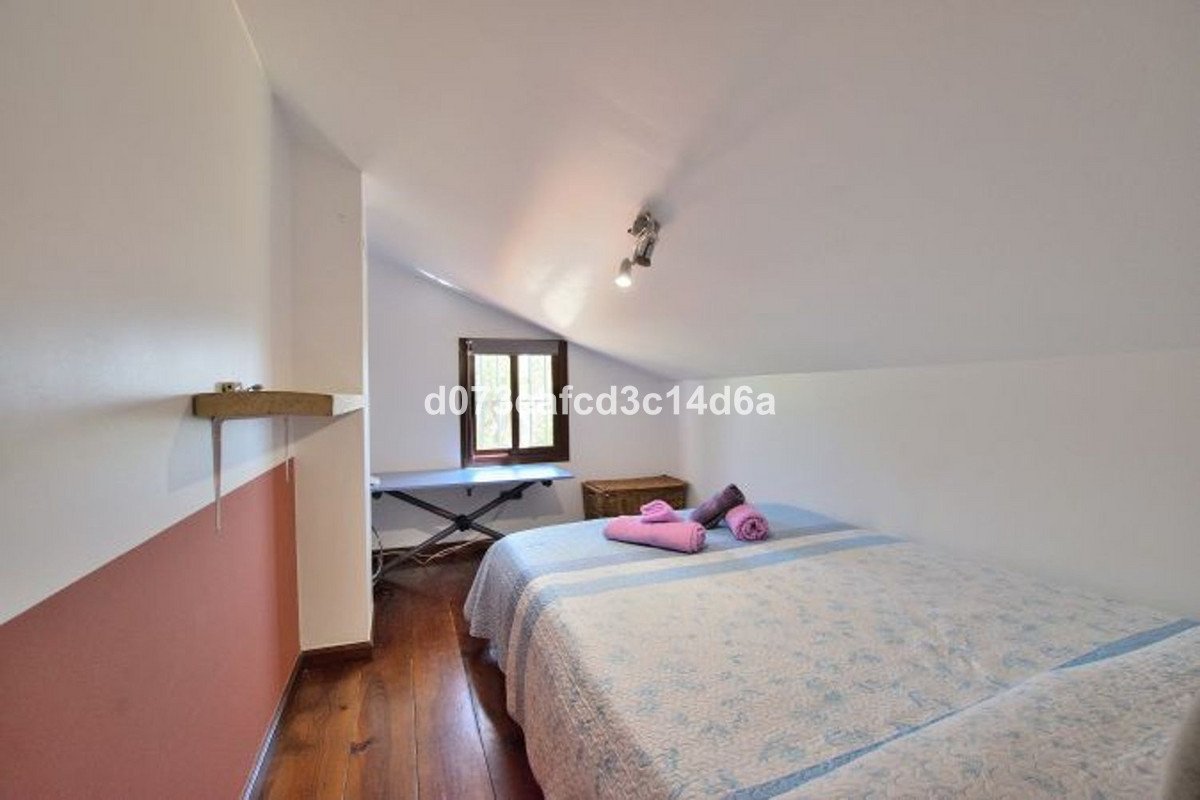 4 Bed Finca - Cortijo in El Gastor