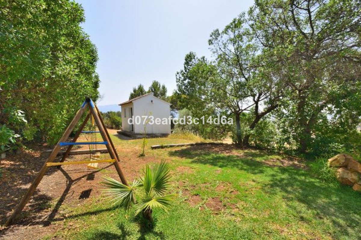 4 Bed Finca - Cortijo in El Gastor