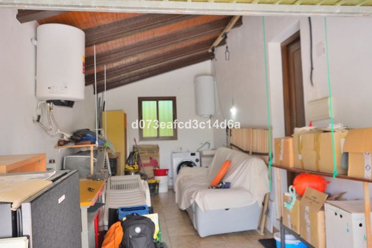 4 Bed Finca - Cortijo in El Gastor